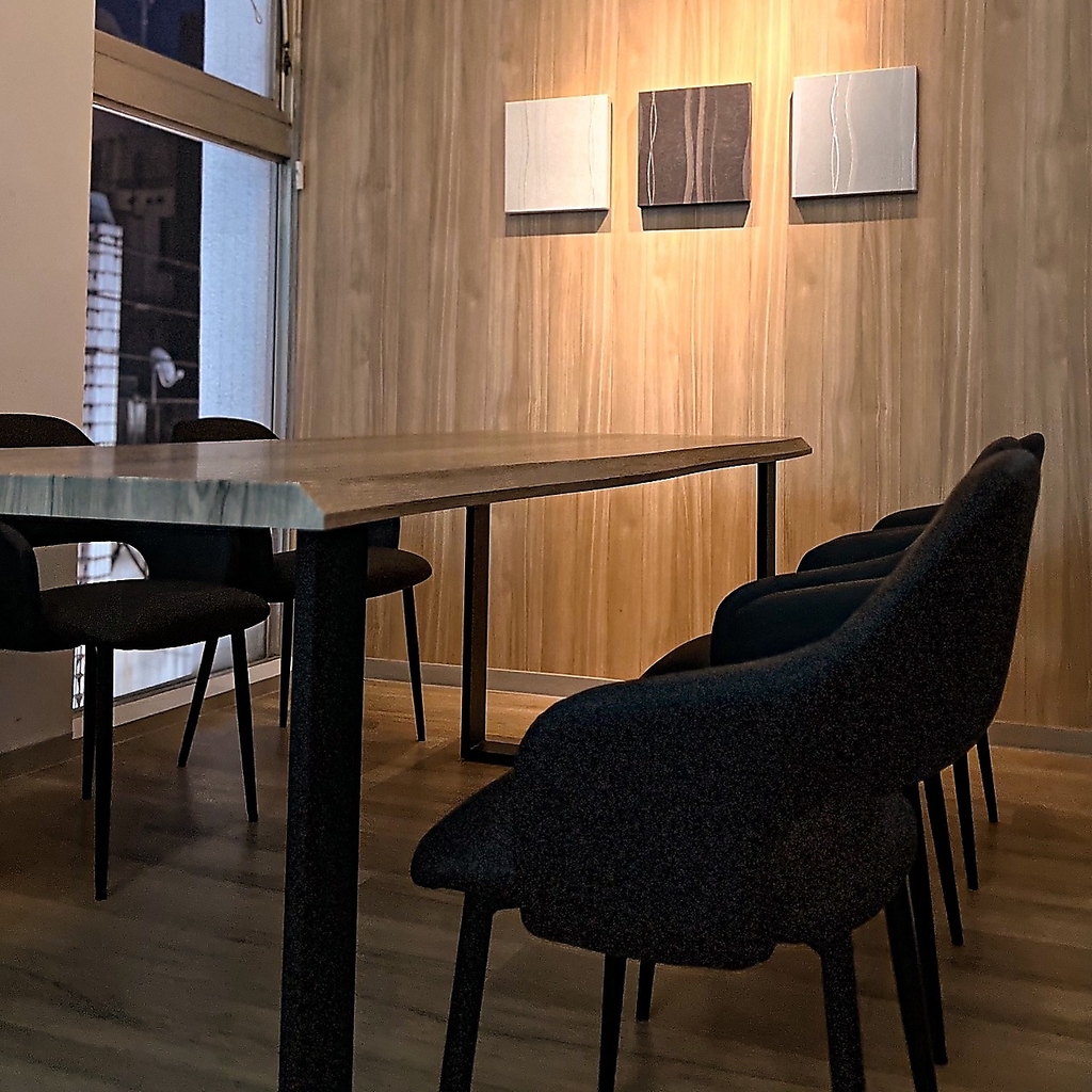 シンプルでおしゃれな空間が大人気！！