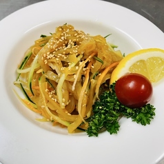 クラゲと野菜のさっぱり和え