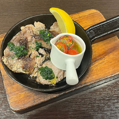 マグロホホ肉の鉄板ステーキ