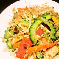 沖縄郷土料理を堪能