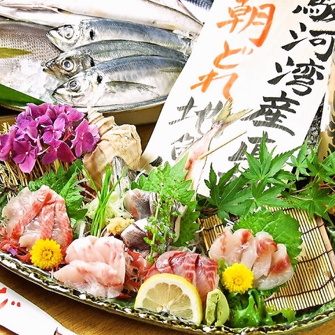 朝、駿河湾直送の厳選した鮮魚をその日の夕方には店頭へ。鮮度に本気の寿司屋です！