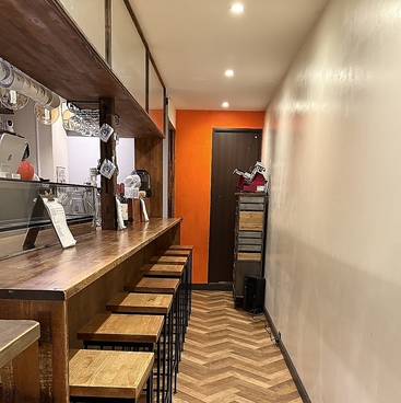 スペインバル シドラの雰囲気1