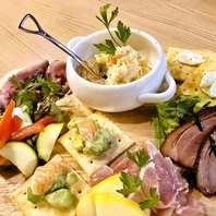 前菜盛り合わせ