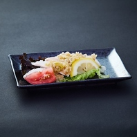 朝はサンドイッチ、夜は一品料理をご提供してます。