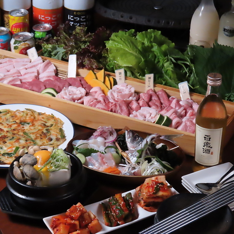 仙川駅から徒歩3分。韓国出身のオモニが作る優しい母の味♪各種ご宴会、飲み放題も！