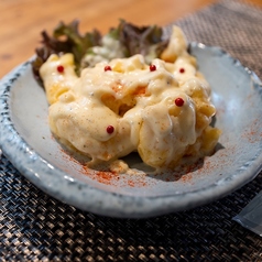 当店自慢のプリプリエビマヨの写真