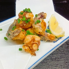 もずく家仕込みのタコ唐揚げ