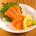 料理メニュー写真&nbsp;サーモン刺し