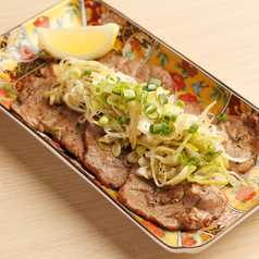 ネギ塩牛タンの炭火焼き