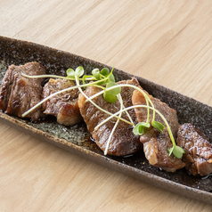牛カルビ炭火焼き 
