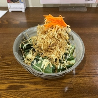 小松菜のパリパリ麺サラダ！
