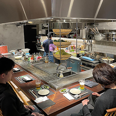 やきやき三輪 東京恵比寿店の雰囲気3