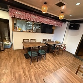 Pho Viet フォーベット KARAOKE＆RESTAURANTの雰囲気2