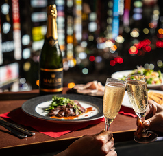 瓦 ダイニング kawara CAFE&DINING 新宿東口店の雰囲気2