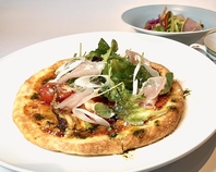 素材にこだわったお料理を提供しております。