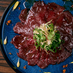 香味野菜の馬カルパッチョ