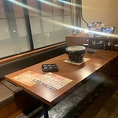 ゆったり座れるソファー席。お子様連れの方も安心◎