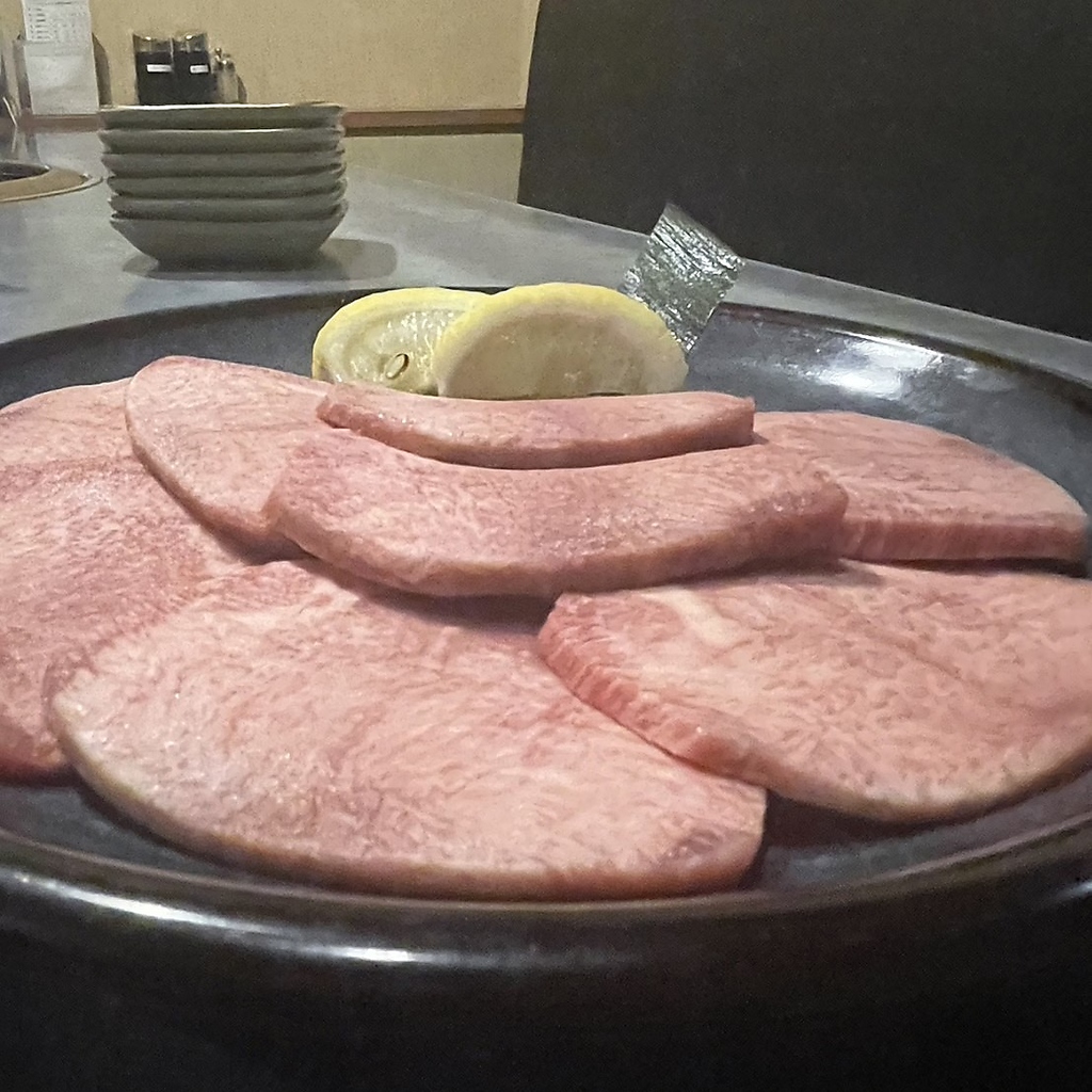 当店自慢のお肉を豊富に取り揃え、食欲そそるメニュー多数☆