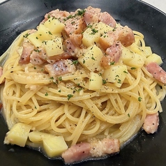 ベーコンと長生村産じゃがいものジャーマンポテトスパゲッティ