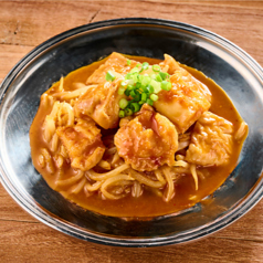 名物ホルモン焼き