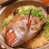 徳島産の鳴門鯛を贅沢に使用した「鯛めし」は大人気！