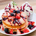 料理メニュー写真&nbsp;ベリーベリーパンケーキ