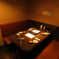 和庭園を思わせるような店内空間がかまどかの自慢のひとつ！掘りごたつ個室、テーブル個室、カウンター席と多種多様なお席をご用意しております。中には人気の高いお席もございますので、ご宴会の予定がお決まりになりましたら、お早めのご予約がおすすめです♪
