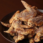 パリっとした食感と甘辛の味付けが大人気の手羽先。何本でも食べられちゃいます！