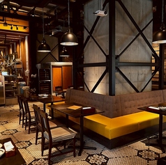 Far Yeast Tokyo ファーイースト トーキョーの雰囲気1