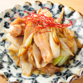 料理メニュー写真&nbsp;鶏せせりと白ネギ柚子胡椒炒め