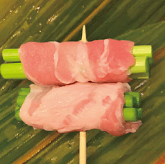 肉巻串　にんにくの芽