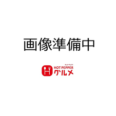 テーブル席ご用意しております。1Fに4名様用×4席,2Fに6名様用×3席/4名様用×1席ご用意しております。