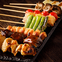 国産地鶏を炭火で焼き上げた種類豊富な地鶏料理♪　　　