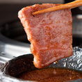 【タレへのこだわり】鹿児島県産の黒糖を使用した焼肉のタレは相乗的に薩摩牛を美味しくしてくれます。