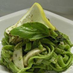 ジェノベーゼ パスタGenovese Tagliatelle