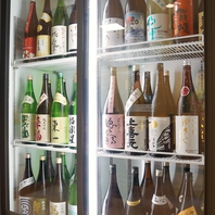 お好きな銘柄を冷蔵庫から選び好きなだけ注ぐスタイル♪