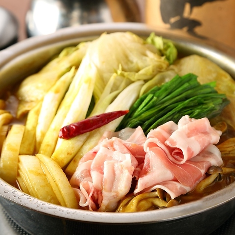 【名駅西口徒歩1分の好立地】TVでも紹介された名物カレー鍋と名古屋めしが自慢！