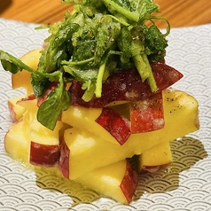 青森林檎とミドリのサラダ