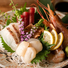 生鮮朝獲れ新選鮮魚を使用した自慢の料理★