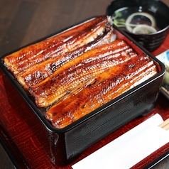 関西風と関東風の鰻を丁寧に仕上げる逸品の味