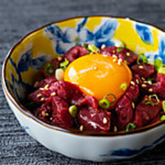 馬刺し　ユッケ