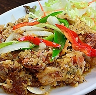 プーパップリクタイダム(ソフトシェルクラブ黒胡椒炒め)