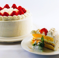 【王道の美味しさ】ふわふわイチゴショートケーキ