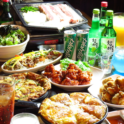 名古屋で【韓国料理】を食べるならここ！各席TV完備!!!≪テイクアウト実施中≫