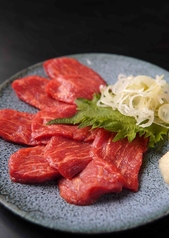 馬刺し