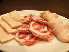 新鮮ホルモン3点盛り