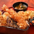 料理メニュー写真&nbsp;当店おすすめ！《人気No.1》白・黒ハーフ天丼