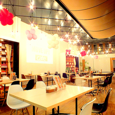 岡山ムーブアップカフェ OKAYAMA MOVE UP cafeの雰囲気2