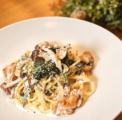 【期間限定】鶏ときのこの濃厚味噌クリームパスタ