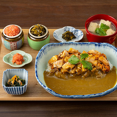 糸島どりの水炊き出汁親子丼カレー定食